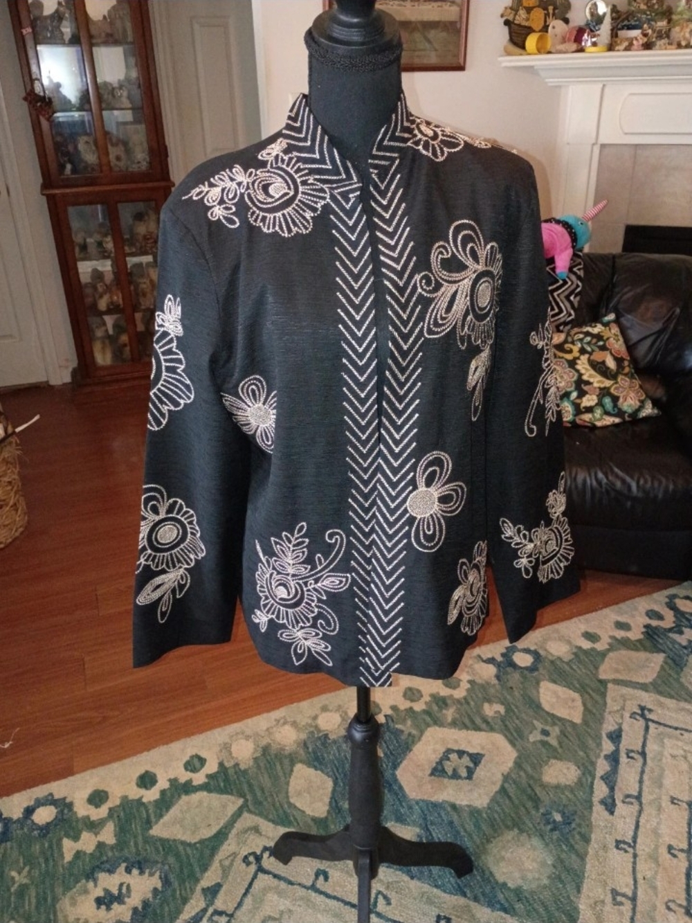 Susan Bristol Black Silk Blend Jacket Embroidered Pre-owned